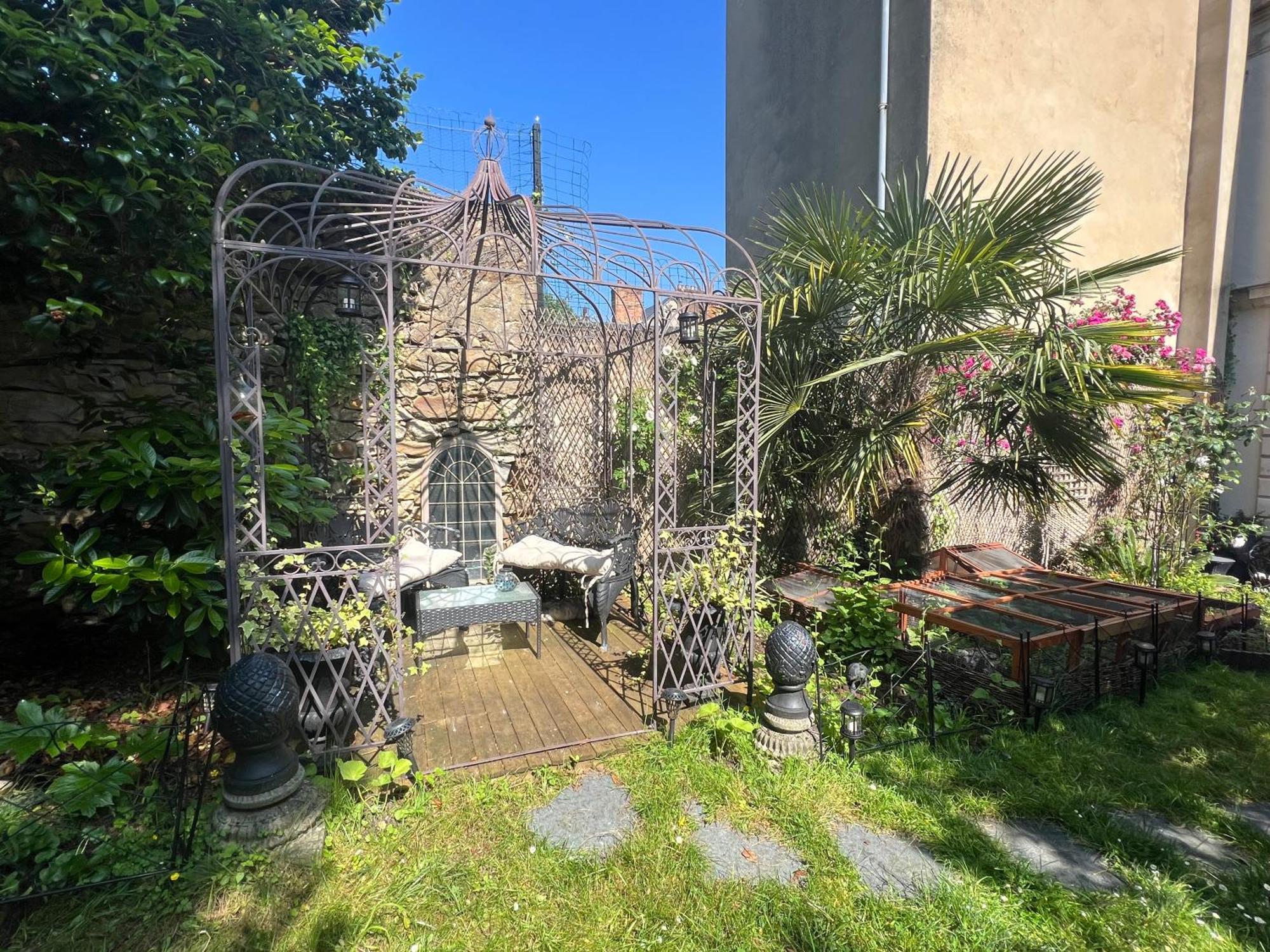 Duplex Au 2Eme Et De Notre Maison -Acces Au Jardin-Smart Tv-Streaming-Wifi Le Mans Exterior photo